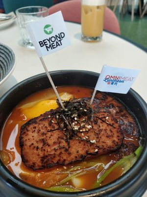 Planet Army Stew at Green Common 绿客门 in Central Singapore