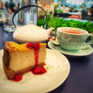 Cake set (cheese) at Green Common 绿客门 in Central Singapore