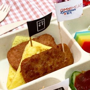 Close up view of national day set menu (2nd to 21 aug 21) at Green Common 绿客门 in Central Singapore