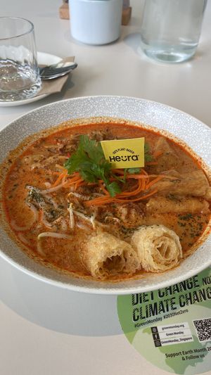 Laksa at Green Common 绿客门 in Central Singapore