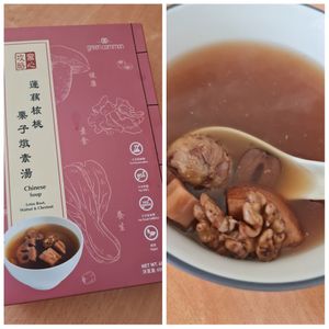 Sweet soup, ingredients as per one walnut,  one chestnut , 3 pcs of lotus root and one red date ~ 10/1/22 🙄 at Green Common 绿客门 in Central Singapore