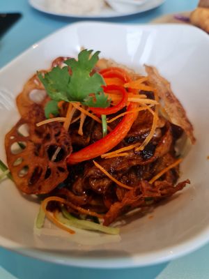 Sichuan Spicy Beef ~ 16/1/22 at Green Common 绿客门 in Central Singapore