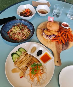 Good for 2 pax ~ 16/1/22 at Green Common 绿客门 in Central Singapore