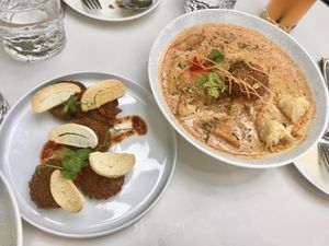 Veg Crab cakes + Laksa  at Green Common 绿客门 in Central Singapore