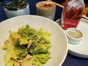 Salad at Green Common 绿客门 in Central Singapore