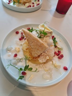 Pineapple paradise ~ 5/9/22 at Green Common 绿客门 in Central Singapore