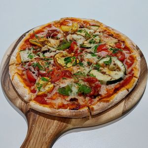 Veggie Lovers Pizza at Green Common 绿客门 in Central Singapore