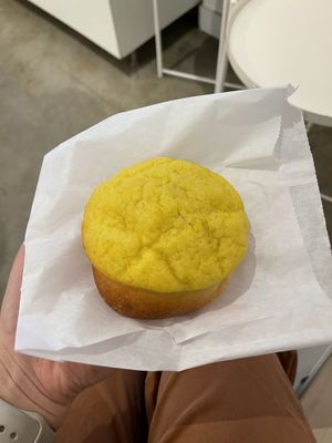 pineapple bun   at Level V Bakery in Vancouver