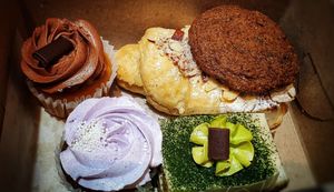  at Level V Bakery in Vancouver