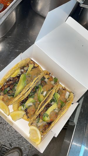 Take away easy at Pura Vida Vegan Tacos in Maasmechelen