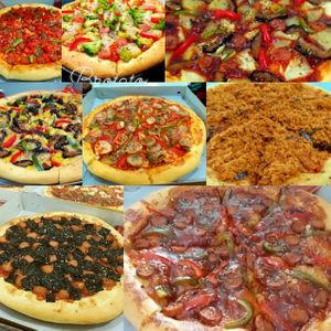 17 varian of Vegan pizzz at Veganza House Pizza in Medan