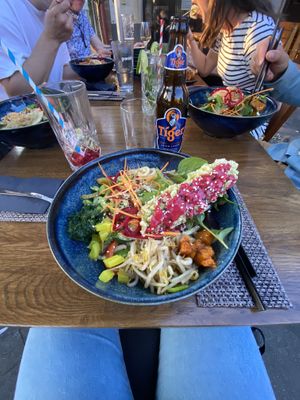 Super lecker. Sehr abwechslungsreich. Hammer! at Sen Vegan Cuisine - Moorenstraße in Dusseldorf