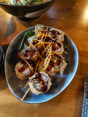 Fried sushi for the win. Very good at Sen Vegan Cuisine - Moorenstraße in Dusseldorf