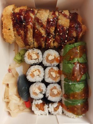 Happy Time Menü at Sen Vegan Cuisine - Moorenstraße in Dusseldorf