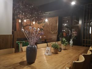 Inside at Sen Vegan Cuisine - Moorenstraße in Dusseldorf