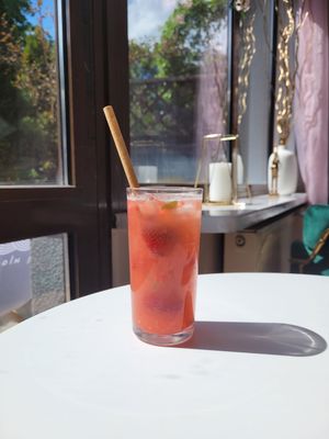 Mocktail rozany at Strava in Krakow