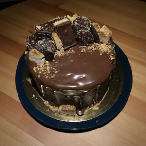 Vegan birthday cake (tastes: ferrero rocher, snickers, chocolate...)  at Strava in Krakow