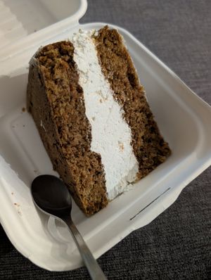 Carrot cake at Veggie Beans and Shakes in Bogota