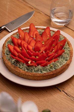  Vegan Strawberry tart with pistachio ganache @SamuelLhermillier at Sur Mon Chemin  in Cahuzac Sur Vere