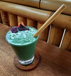 Mr Green Smoothie at ZUMO in Kuta
