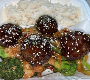 Asian meatball stir fry  at VeegMe - Maybe closed in Temecula