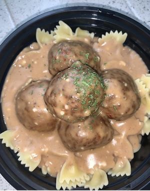 Meatball stroganoff  at VeegMe - Maybe closed in Temecula