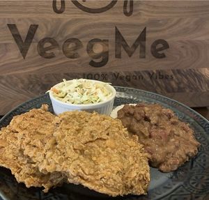 Chikun, red beans & rice, coleslaw  at VeegMe - Maybe closed in Temecula