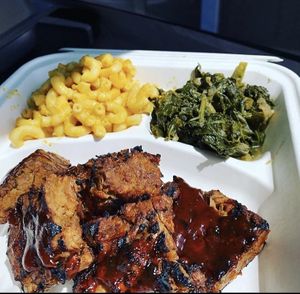 Vib tip w/ greens and Mac & cheeze at VeegMe - Maybe closed in Temecula