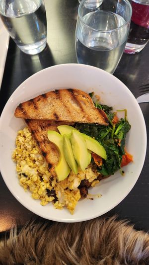 Breakfast Bowl at LesbiVeggies in Woodbury