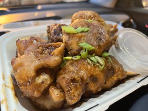 Chipotle, lime, cauliflower wings  at LesbiVeggies in Woodbury