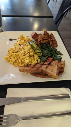 Breakfast bowl at LesbiVeggies in Woodbury