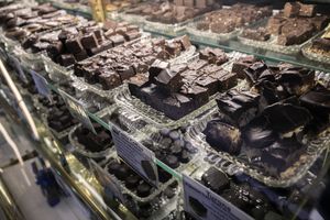 Divine Treasures has an amazing selection of gluten-free and vegan chocolates! Original homemade recipes that combine organic European dark chocolate any combination of fresh caramel made in-store, nuts, coconut, essential oils, spices, fruit. Chocolates can be ordered straight from the website! at Divine Treasures in Manchester