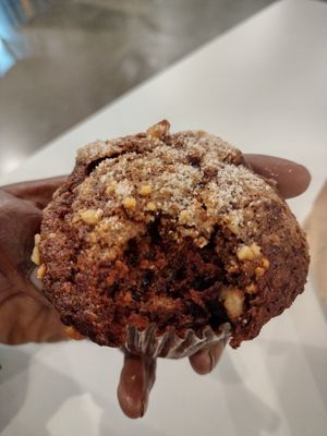 Banana muffins at Roasted and Raw in Oakland