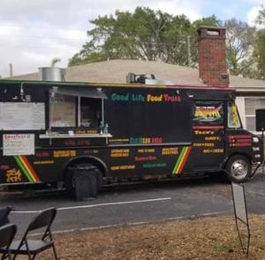 Fantastic vegan, vegetarian and pescatarian food, friendly people, delicious real fruit smoothies ❤️❤️❤️ at The Good Life Food Company  in St Petersburg