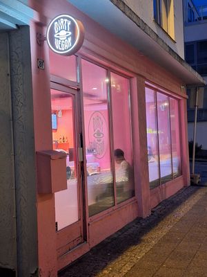 Facade at Dirty V - Bergen in Bergen