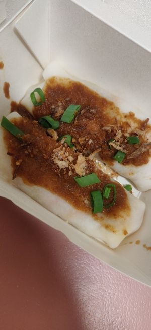 Popiah - steamed vegetarian rolls at Penang Alley in Warrnambool