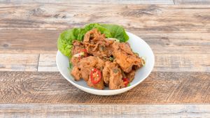 Gluten Free Bhajis at V-GIYAN in Oxford