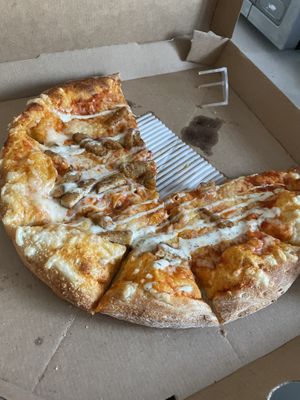 Vegan Hot pizza  at Toppers Pizza in Sioux Falls