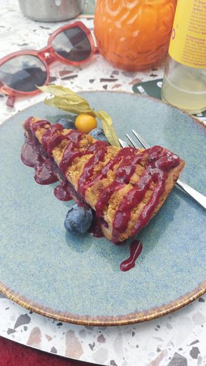 Crumble aux fruits des bois at Steck in Tilburg