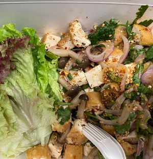 Lab Tau Hoo salad   at Mak Mak in Kowloon