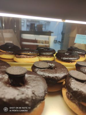 Oreo donuts at Puchate Vegan Bakery in Katowice