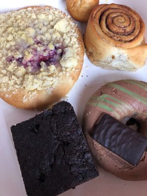 Brownie rules ;) at Puchate Vegan Bakery in Katowice