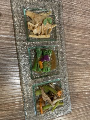 Side dishes  at Quán Yǎng Zhī 全養知 in Taipei