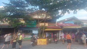 Appearance from street. (Big Buddha entrance is to the left) at Tamachat Vegan Food - ธรรมชาติ in Koh Samui