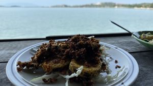 Fried “fish” (a bit dry)  at Tamachat Vegan Food - ธรรมชาติ in Koh Samui