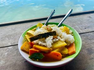 150 THB curry at Tamachat Vegan Food - ธรรมชาติ in Koh Samui