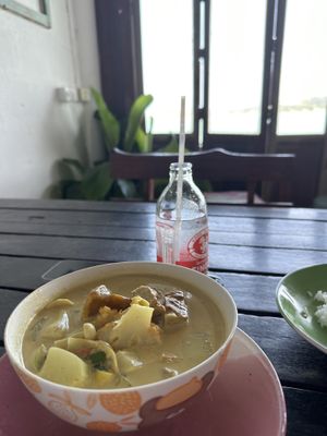 Red duck curry   at Tamachat Vegan Food - ธรรมชาติ in Koh Samui