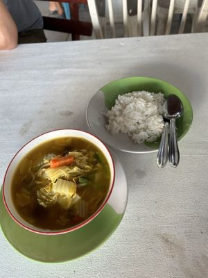 Sour soup  at Tamachat Vegan Food - ธรรมชาติ in Koh Samui
