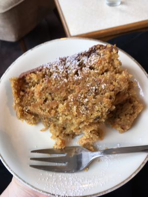 Möhren-Nuss-Kuchen  at Warenwirtschaft in Hamburg