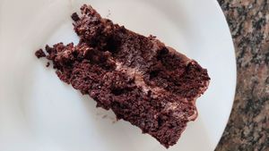 Fatia de bolo de chocolate at Alfreddo Veggani in Sao Paulo